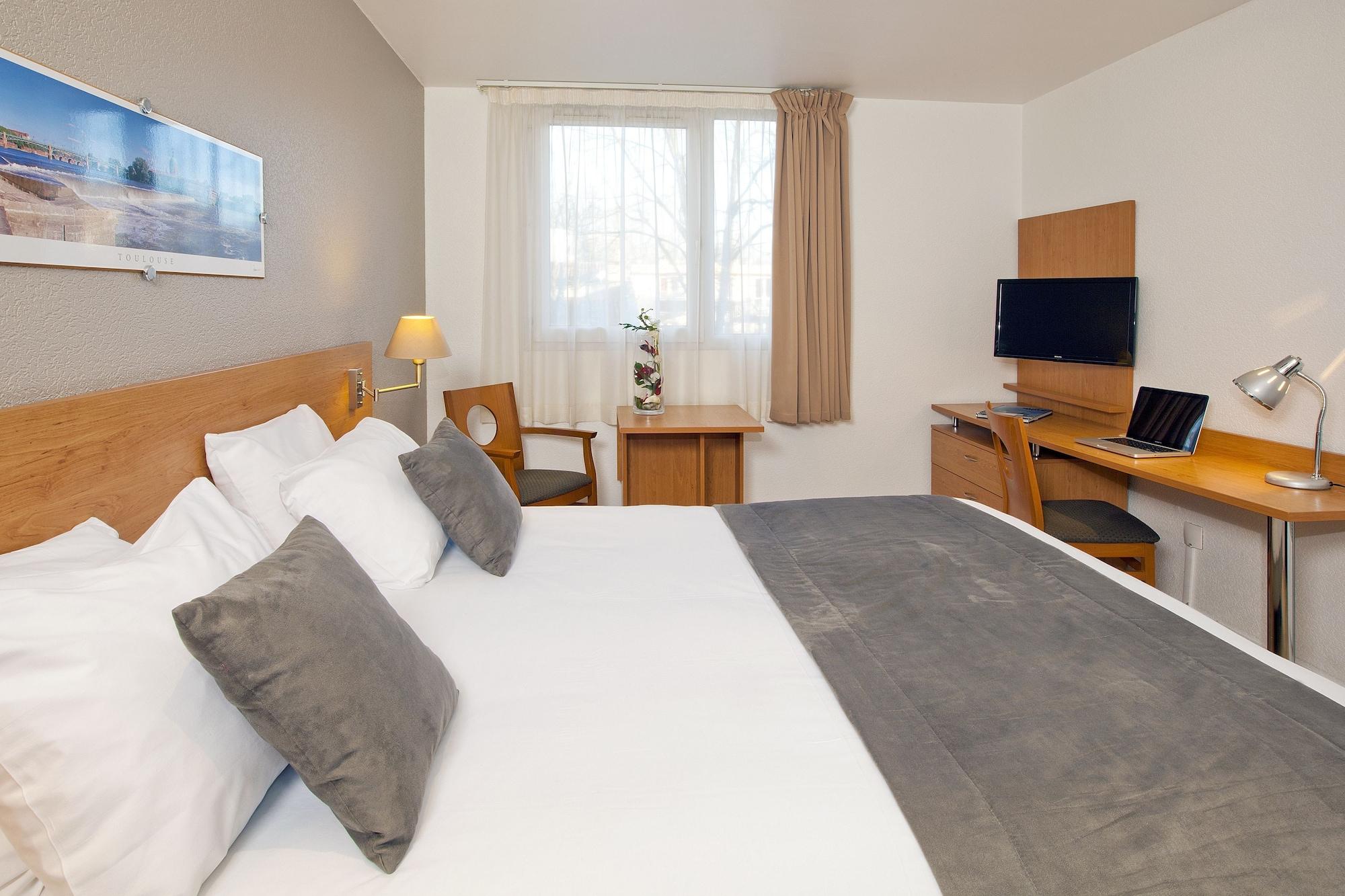 Sejours & Affaires Toulouse De Brienne Aparthotel Exterior foto